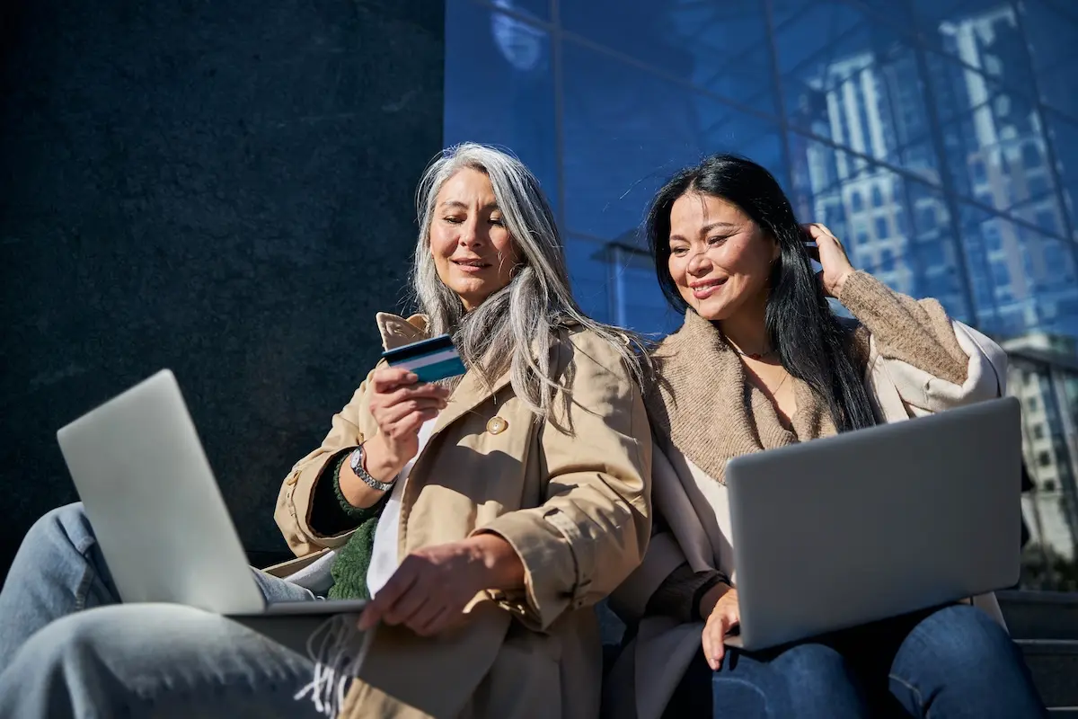Enjoy safe, convenient online and in-store transactions, contactless tap payments, and advanced fraud protection.