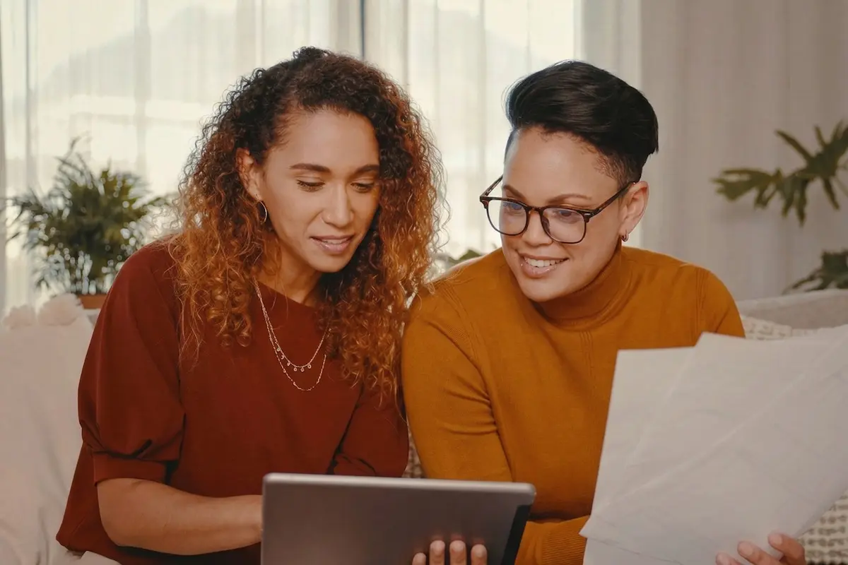 Couple reviewing their FHSA savings growth.