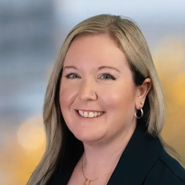 Julie Shackelton, RIS